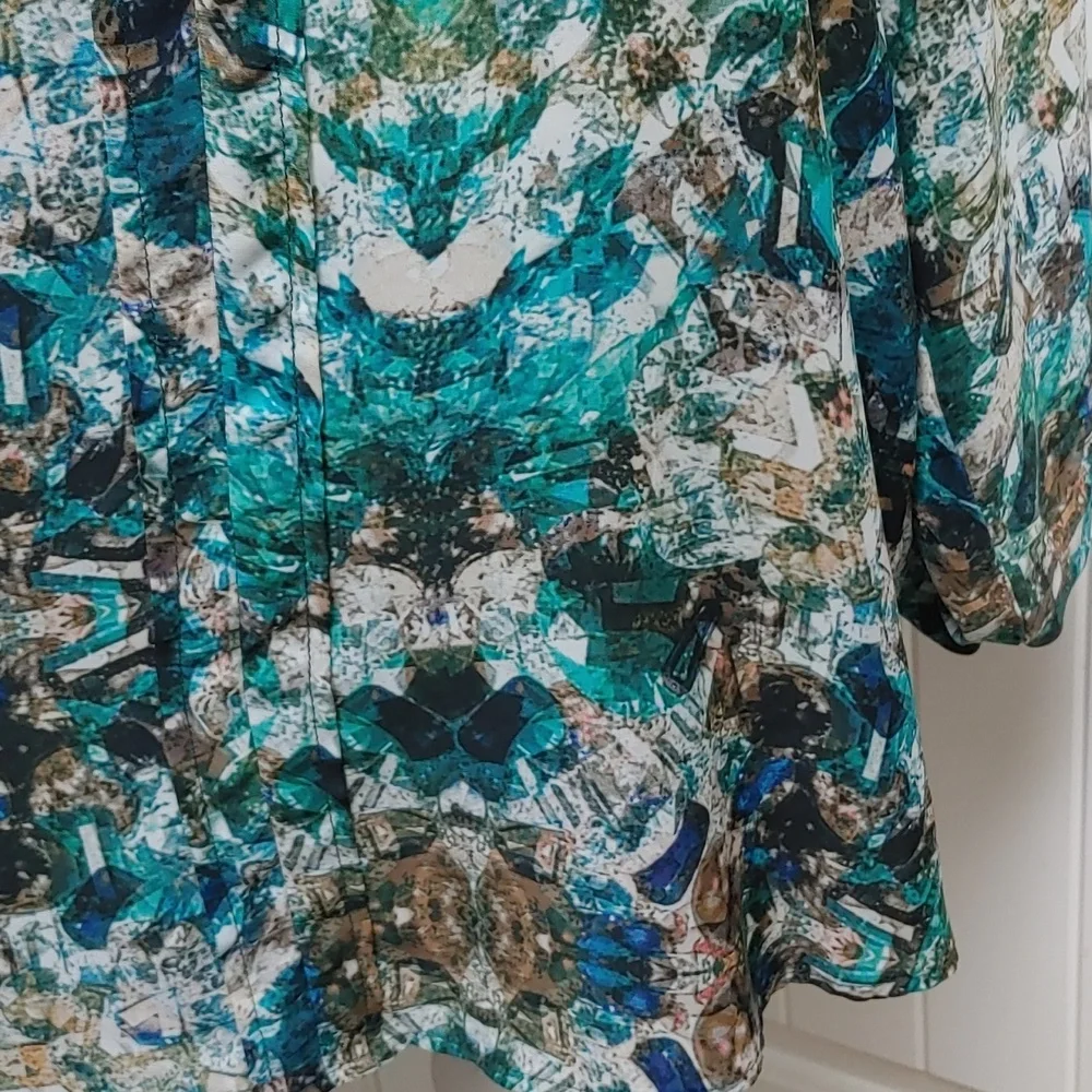 Zara Green Teal Blue Printed V-Neck Blouse - Picture 9 of 15